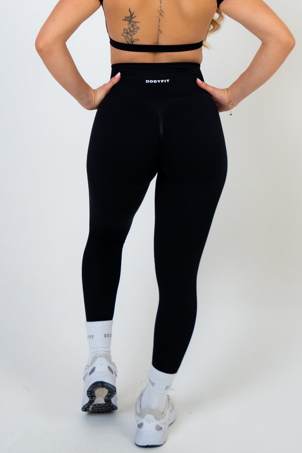 Essence Leggings Black